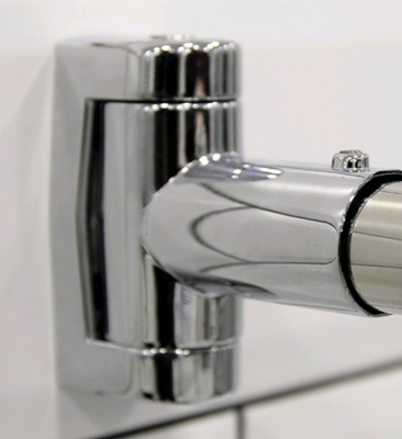 Karniz_Chrome_dlya_shtorki_na_vannu_Monti