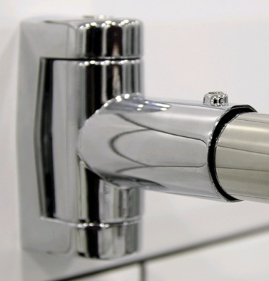 Karniz_pryamoy_dlya_shtory_na_pryamougolnuyu_vannu_2m_khrom