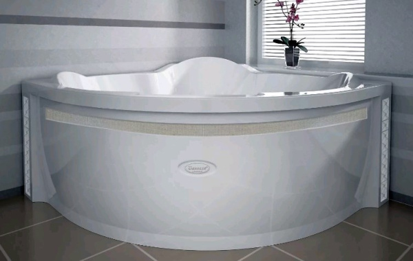 Gorizontalnaya_vstavka_Kristally_Swarovski_na_frontalnuyu_panel_Sorrento